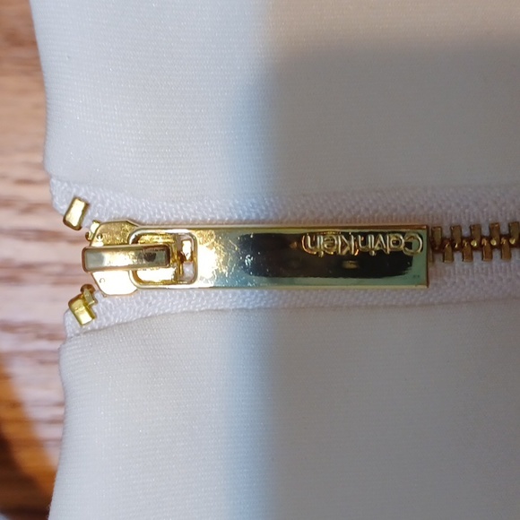 Calvin Klein Women's Sleeveless Sheath with a Side Ruffle Dress, Cream, Size 6 - Picture 7 of 16